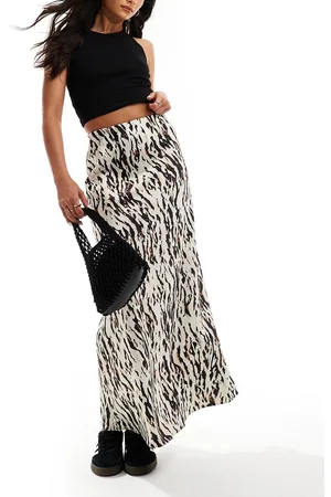 Miss Selfridge Slip-maxinederdel med i satin-Brun