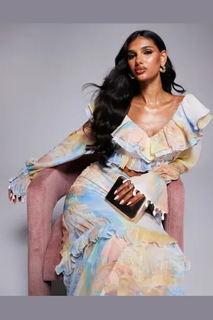 ASOS Strandtop i organza med flæser og muslingekanter samt postkortprint - Del af sæt