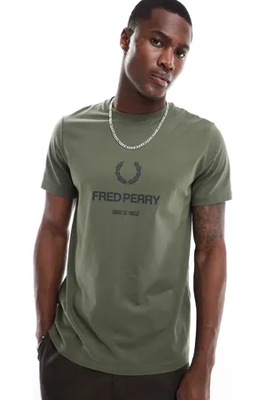 Fred Perry Kakigrøn T-shirt med grafik