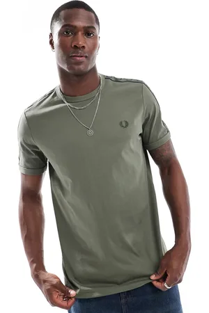 Fred Perry Kakigrøn T-shirt med bånd i kontrast