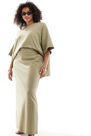 ASOS Curve - Premium - søjle-maxinederdel i jersey med tekstur-Neutral