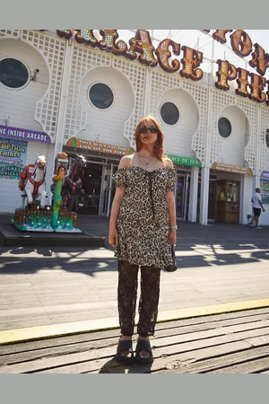 Labelrail X Laura Elizabeth Klein - Rynket minikjole med leopardprint-Sort