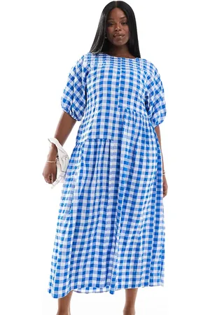 ASOS ASOS DESIGN Curve - Blå T-shirt-midikjole med asymmetrisk snit og gingham-tern-Multifarvet
