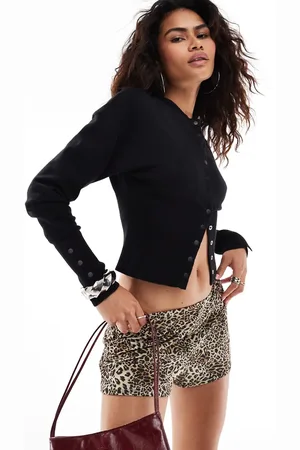 Lioness Ribstrikket cardigan med strukur
