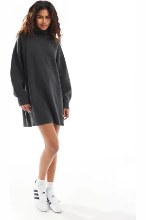 Weekday Annie - Sormelerett minikjole med rullekrave i strikket uldblanding - Kun hos ASOS