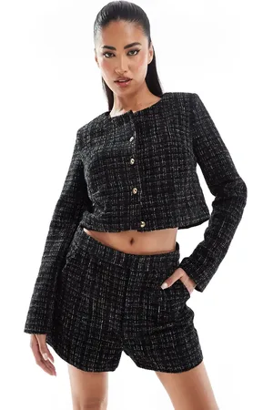 In The Style Cropped, skræddersyet jakke med guldfarvede knapper i , metallisk bouclé - Del af sæt - Kun hos ASOS