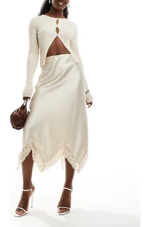 Miss Selfridge Cremefarvet maxinederdel i satin med blondekant-Hvid