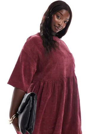 ASOS ASOS DESIGN Curve - Bordeauxrød mini-t-shirtkjole i jernbanefløjl