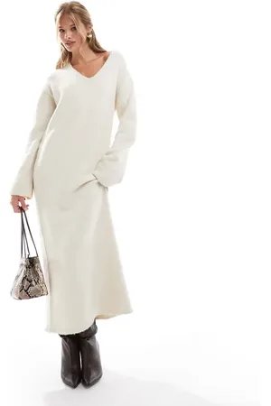 4th & Reckless Cremehvid maxi-sweaterkjole med V-hals i vamset strikket uldblanding