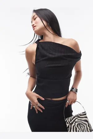 Topshop Top med snoet offshoulder-snit - Del af sæt