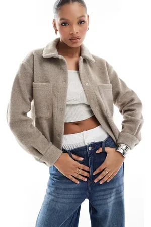New Look New Look - Strikket og cropped skjortejakke i minkbrun-Neutral