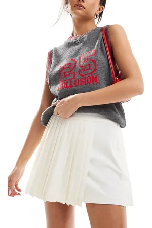 Abercrombie & Fitch Cremefarvet skort med slå-om og plisseringer-Hvid