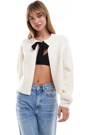 French Connection Kitty - Vinterhvid strikket cardigan med sløjfedetalje