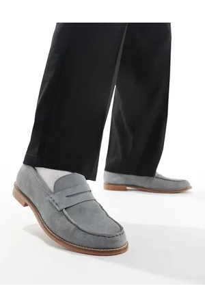 ASOS Grå loafers i ruskind med naturfarvet sål-Sort