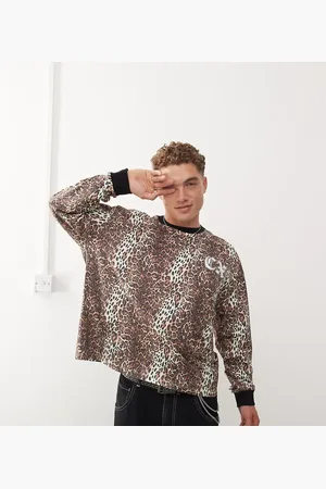 COLLUSION Langærmet og oversized T-shirt med grafik i leopardprint