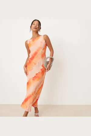 Miss Selfridge Orange maxikjole med batikprint og smal halsudskæring samt dyb rygudskæring