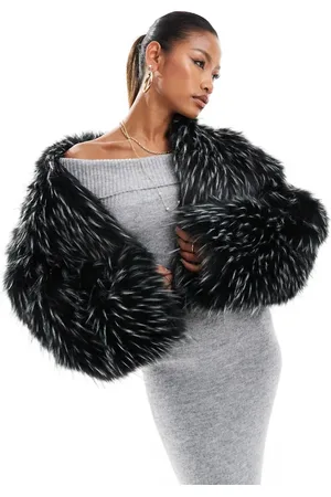 Aria Cove Cropped jakke i oversize i imiteret pels