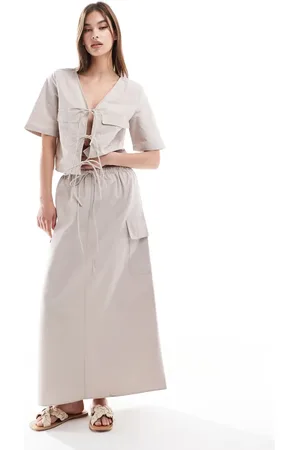 ASOS Rå midinederdel med løbesnor i taljen og lommedetalje