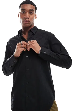 Armani Exchange Skinnende satinskjorte med lange ærmer og gennemgående logoprint