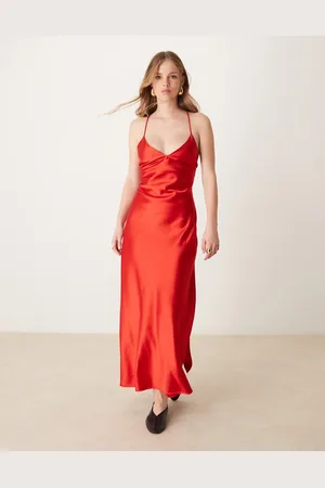 Miss Selfridge Maxikjole i satin med tynde stropper