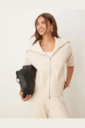 ASOS Cremehvid kabelstrikket cardigan med lynlås og krave - Del af sæt