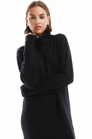 Pieces® Sweaterkjole med rullekrave i maxilængde