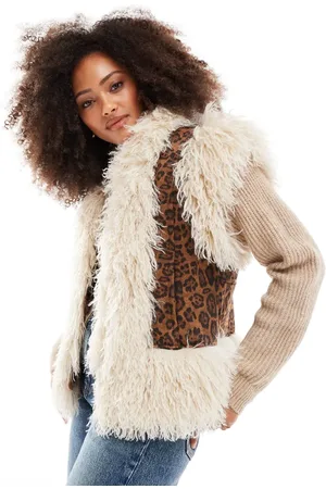 The Frolic X Bella Stovey - Vest med leopardprint i imiteret lammeskind - Kun hos ASOS