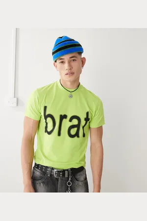 COLLUSION Og krympet T-shirt med officielt Charli XCX Brat-slogan