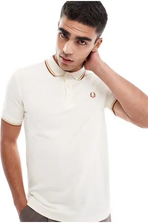 Fred Perry Ecrufarvet og brun poloskjorte med dobbelt kantstribe
