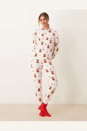 Urban Threads Pyjamassæt med langærmet skjorte og joggingbukser med kærlighedsbamseprint