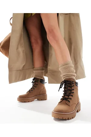 Stradivarius Brune og chunky snørestøvler med flad sål