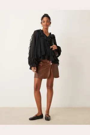 ASOS Og langærmet top med niveauinddeling med flæsedetalje