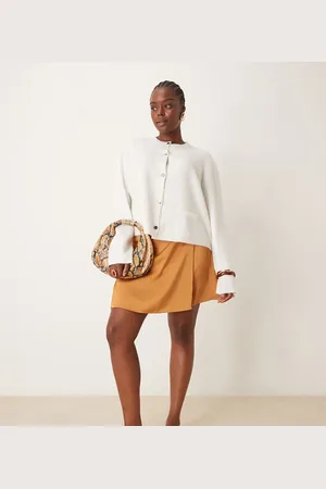 Pretty Lavish Strikket cardigan med knapdetaljer-Hvid