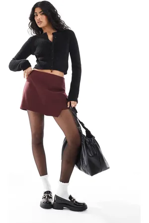 ASOS Skræddersyet mini-skort med slå-om-snit foran-Rød