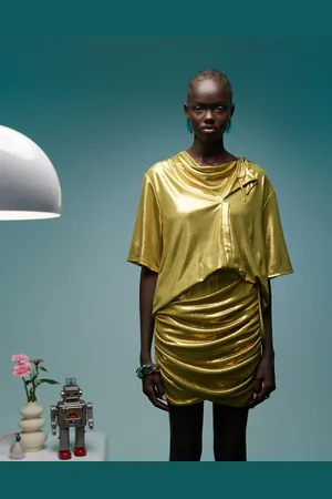 Bimba y Lola Metallisk olivengrøn croptop med asymmetrisk bindeskulder - Del af sæt