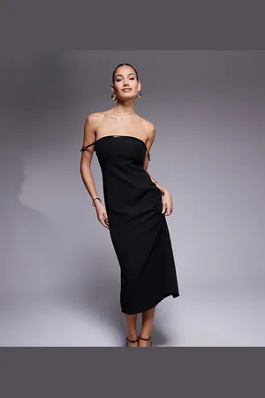 Kaiia Bodycon-midikjole med bardot-snit og spændedetalje - Kun hos ASOS