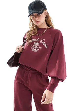 Miss Selfridge Bordeauxrød sweatshirt med "Chateau de Cerisies"-print - Del af sæt