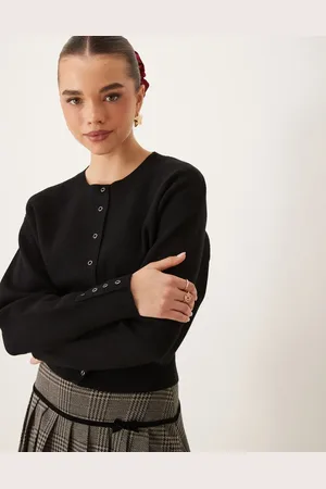 Gina Tricot Cardigan med knapper ved ærmekanterne og indsyet talje i bred ribstrik