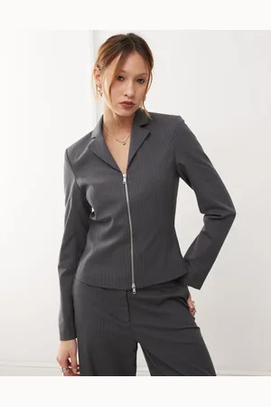 Weekday Mei - Gråmeleret blazer med gennemgående lynlås og striber i slim fit - Del af sæt