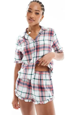 Cotton On Cotton On - Cremehvidt pyjamassæt med shorts og skjorte med vintagetern i flannel