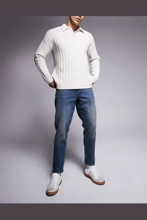 ASOS Vasket mellemblå tapered jeans med stretch og farveskær