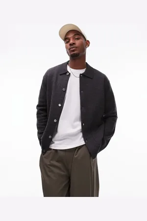 ARKET Oversized cardigan med polokrave og knapper foran i kogt uld