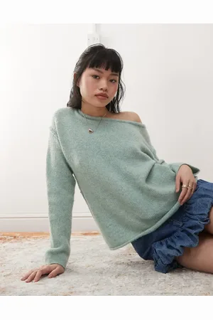 Miss Selfridge Lysegrøn og løstsiddende striktrøje med behagelig pasform og asymmetrisk offshoulder