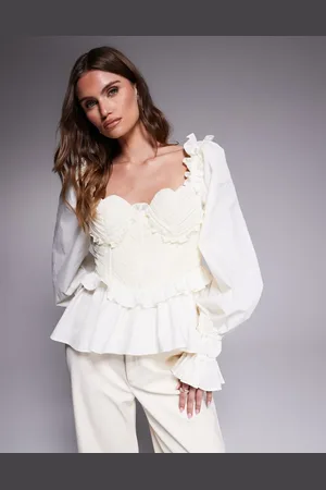 ASOS Cremehvid bluse med hjertedetaljer på brystet i organza- og poplinblanding