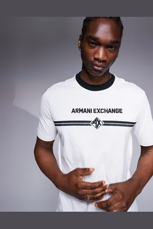 Armani Exchange Hvid T-shirt med kontrasterende hals og logo på brystet