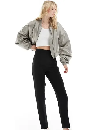 ASOS ASOS DESIGN Tall - Skræddersyede og tapered sorte bukser med høj talje og sømdetaljer