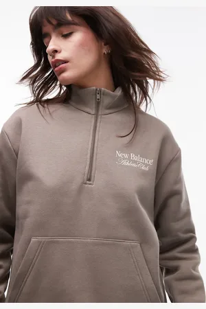 New Balance Grå hættetrøje med halv lynlås og grafik