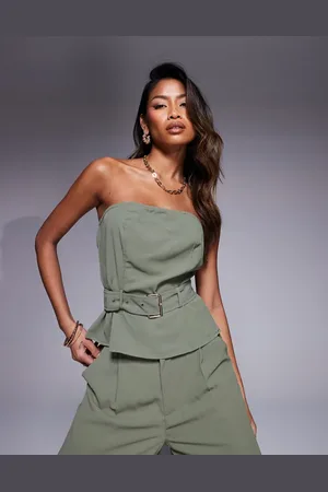 In The Style X Natalya Wright - Kakigrøn og skræddersyet bandeau-top med bælte - Del af sæt - Kun hos ASOS