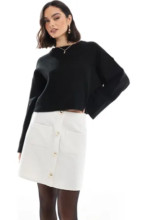 ASOS Elfenbenshvid mininederdel med knapper foran i bouclé