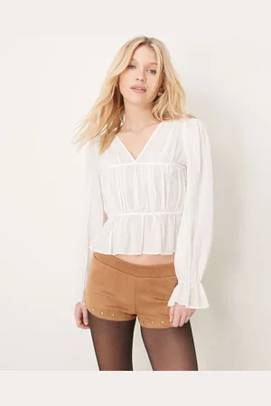 Gina Tricot Smock-top med rynker og bindebånd foran